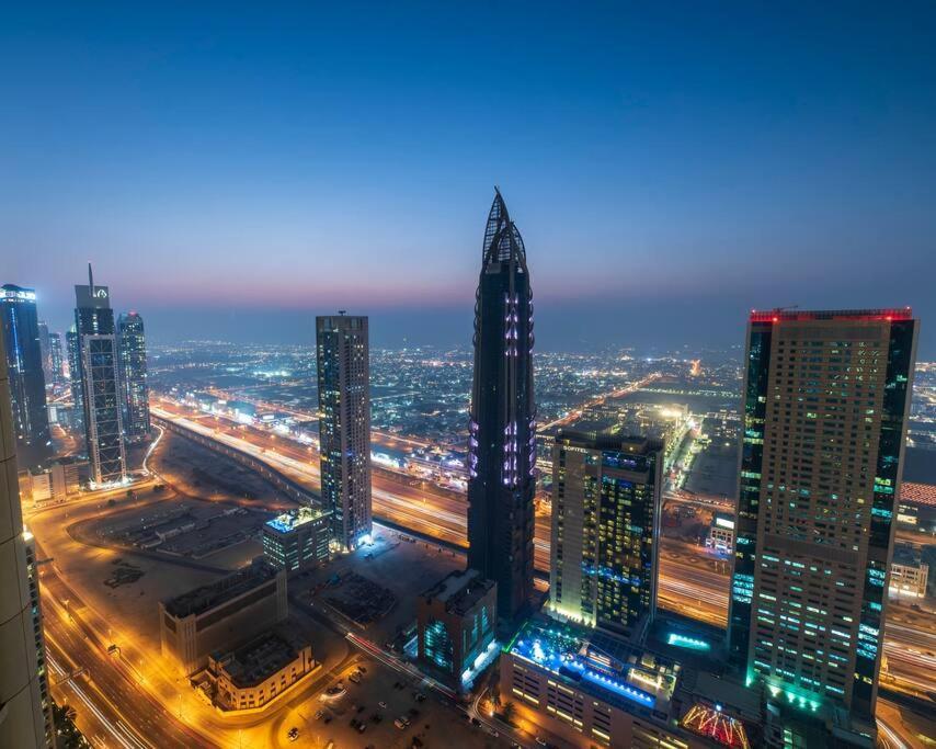 First Class 2Br With Full Dubai Skyline & Sea View Buitenkant foto